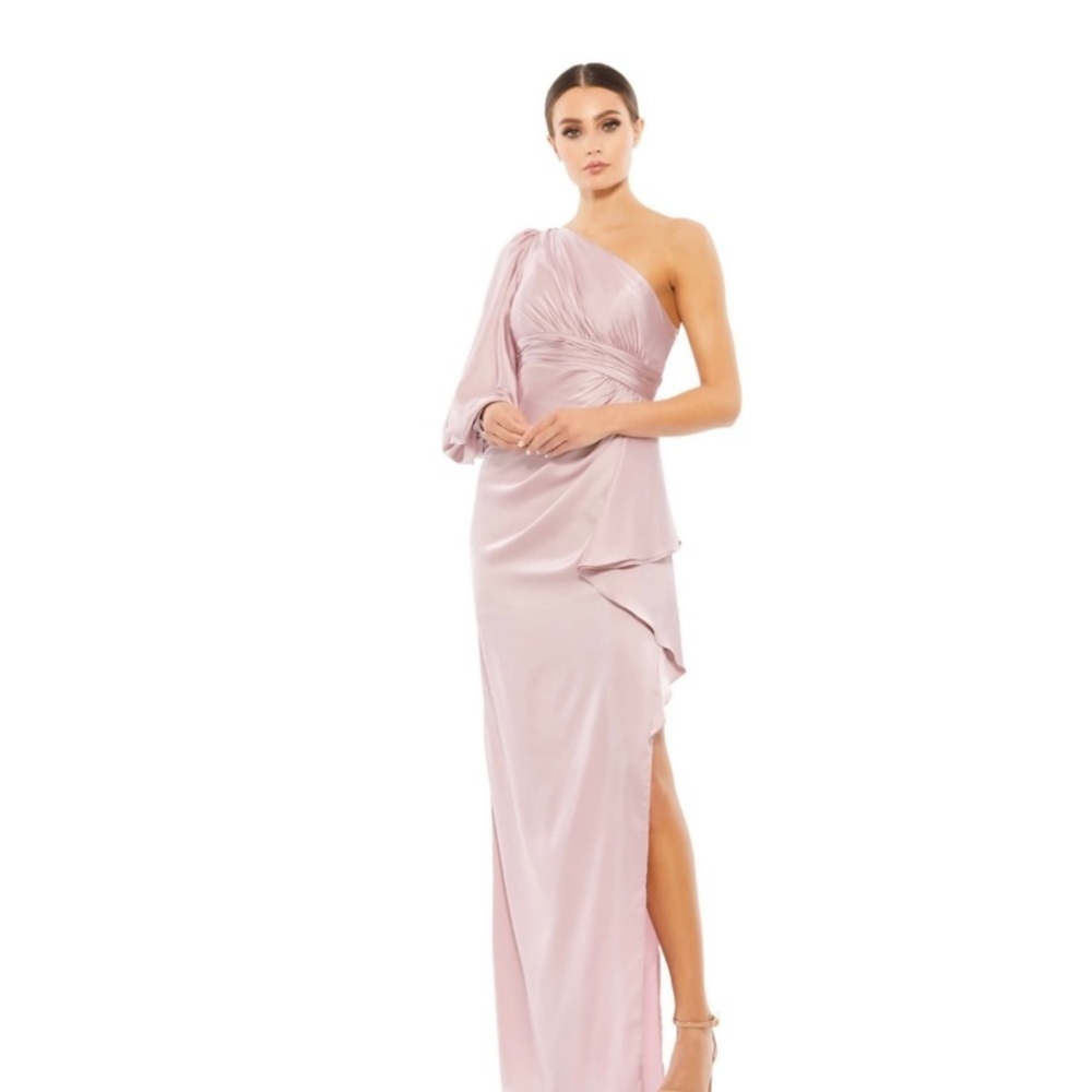 NWT IEENA MAC DUGGAL One Shoulder Asymmetric Bishop Sleeve Gown size 4 reg $398